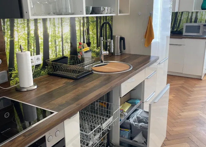 Grosse In Westend Apartment *